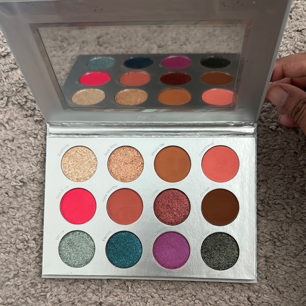 Pur Festival 2.0 Eyeshadow Palette with 16 Shades for Bold Looks